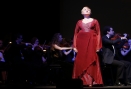 La soprano Maribel Ortega cantant 